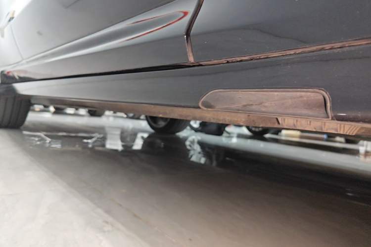 Used BMW X4 2022 M40i Right Side Sill
