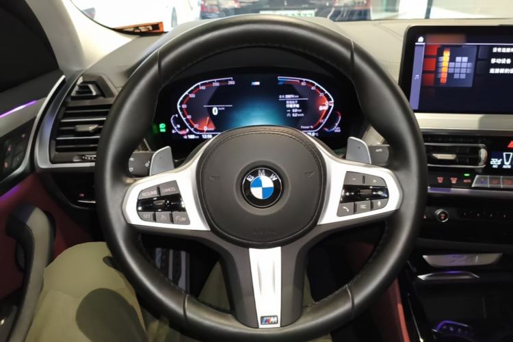 Used BMW X4 2022 xDrive 25i M Sport Package Steering Wheel