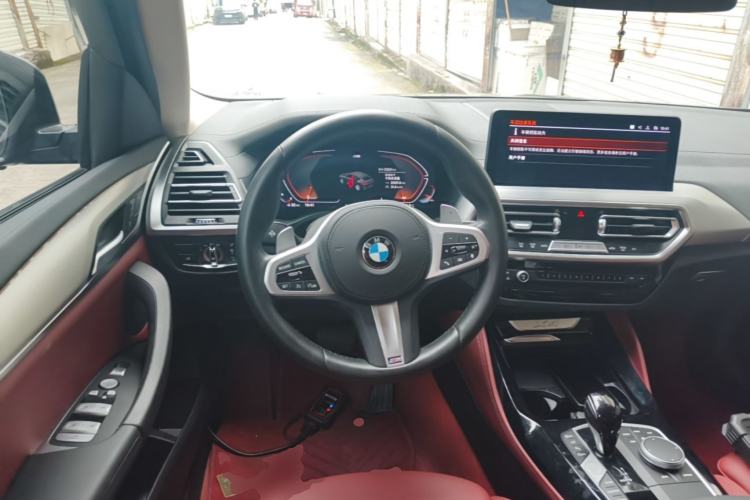 Used BMW X4 2022 xDrive 30i M Sport Package Steering Wheel