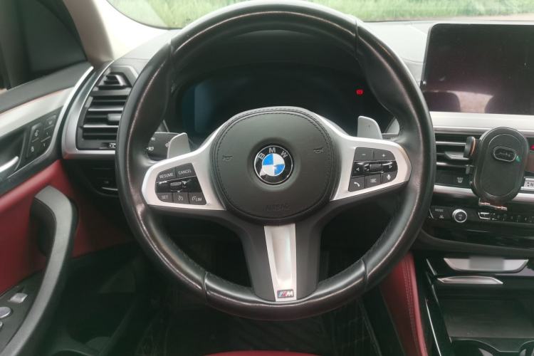 Used BMW X4 2022 xDrive 30i M Sport Package Steering Wheel