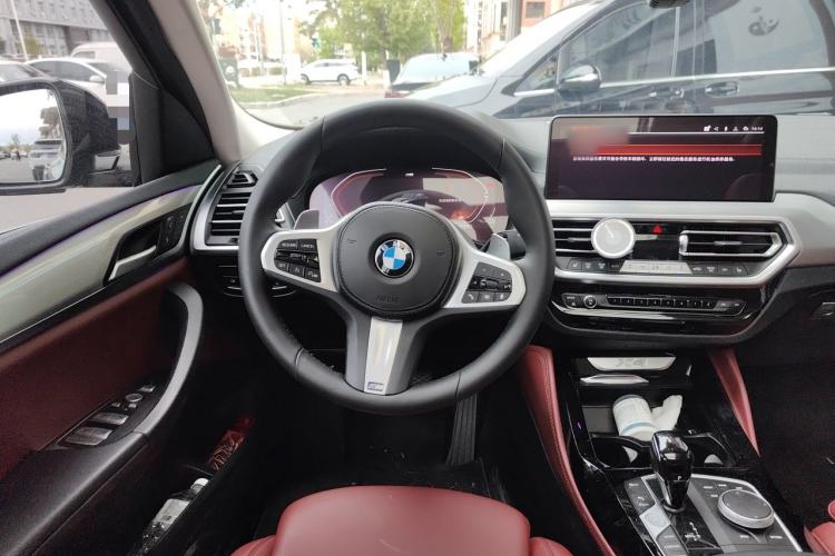 Used BMW X4 2022 xDrive 25i M Sport Package Steering Wheel