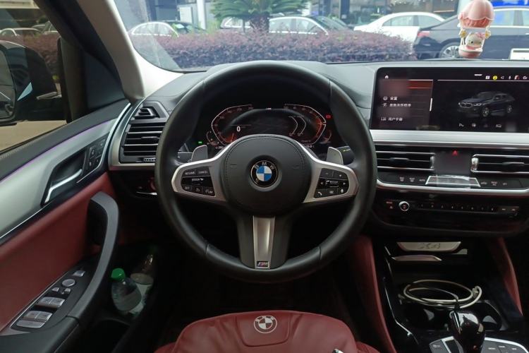 Used BMW X4 2022 xDrive 25i M Sport Package Steering Wheel
