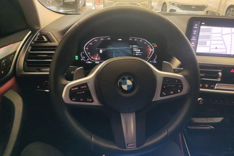 Used BMW X4 2022 xDrive 25i M Sport Package Steering Wheel