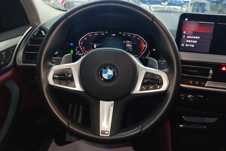 Used BMW X4 2022 xDrive 25i M Sport Package Steering Wheel