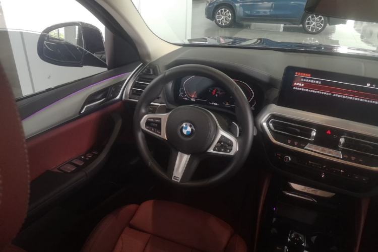 Used BMW X4 2022 xDrive 25i M Sport Package Steering Wheel
