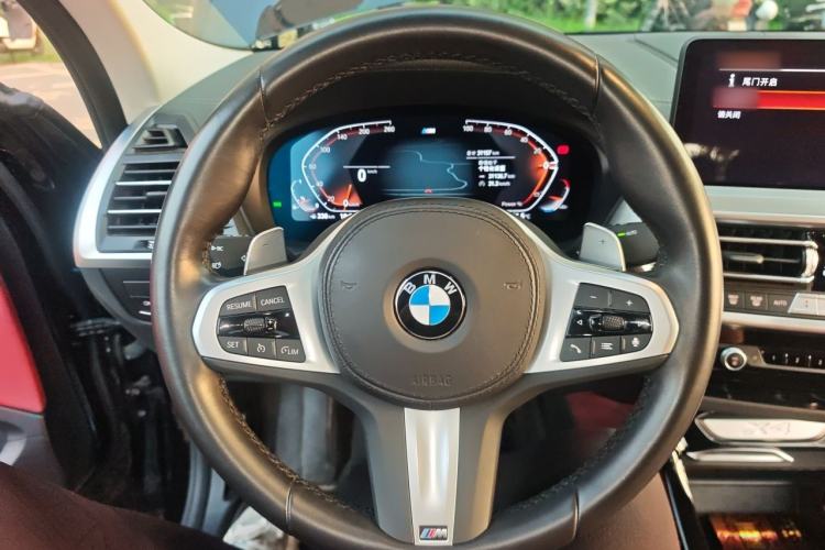 Used BMW X4 2022 xDrive 25i M Sport Package Steering Wheel