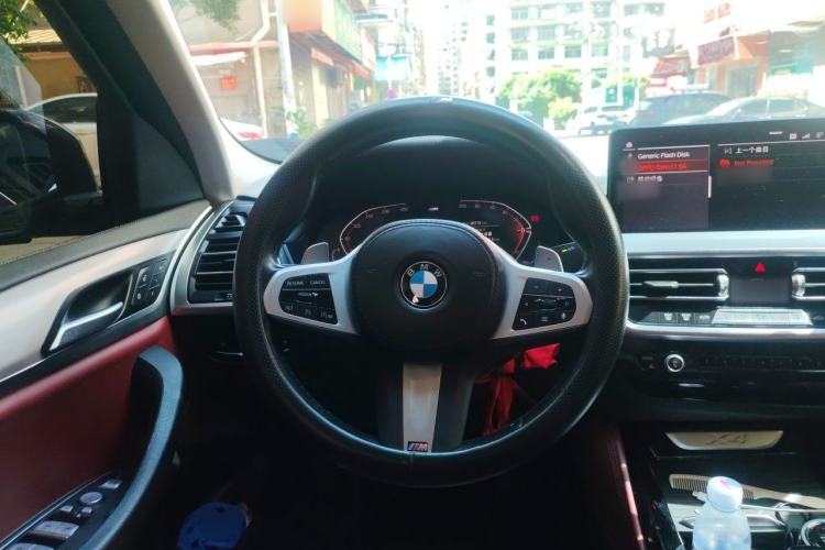 Used BMW X4 2022 xDrive 30i M Sport Package Steering Wheel