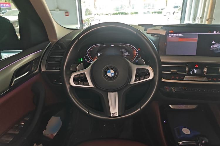Used BMW X4 2022 xDrive 25i M Sport Package Steering Wheel