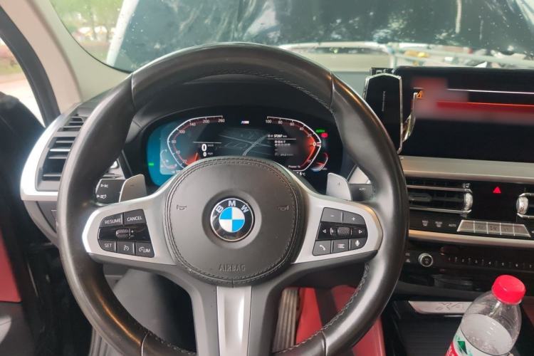Used BMW X4 2022 xDrive 25i M Sport Package Steering Wheel
