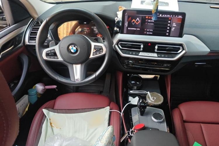 Used BMW X4 2022 xDrive 25i M Sport Package Steering Wheel