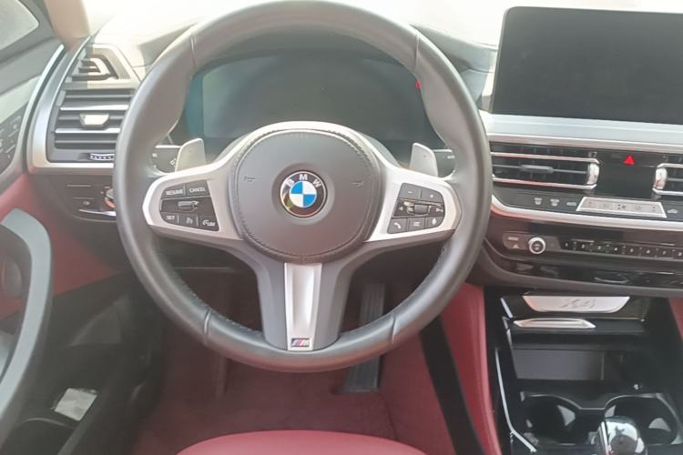 Used BMW X4 2022 xDrive 25i M Sport Package Steering Wheel