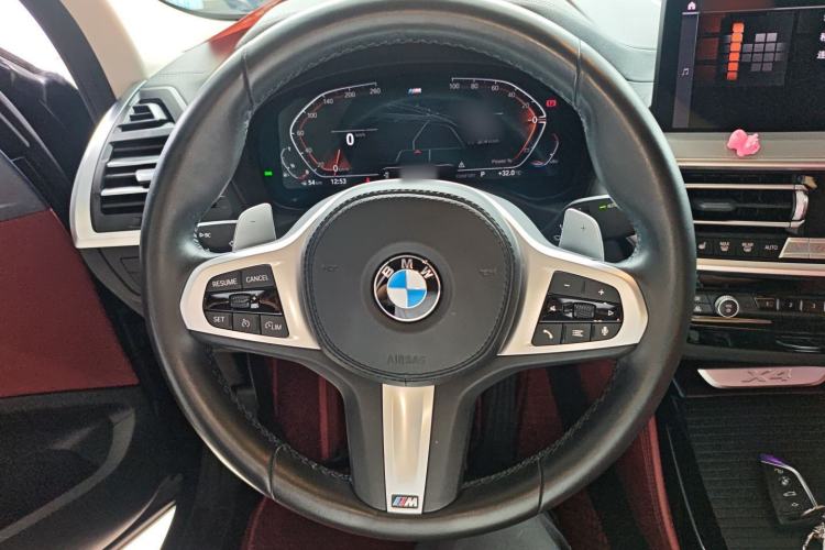 Used BMW X4 2022 xDrive 25i M Sport Package Steering Wheel