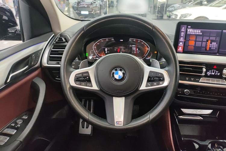 Used BMW X4 2022 xDrive 25i M Sport Package Steering Wheel