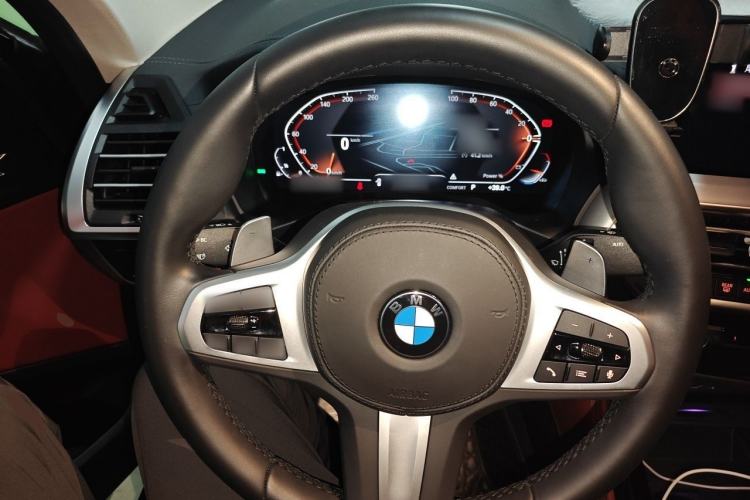 Used BMW X4 2022 xDrive 25i M Sport Package Steering Wheel