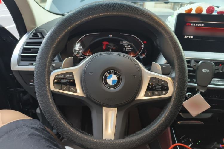 Used BMW X4 2022 xDrive 25i M Sport Package Steering Wheel