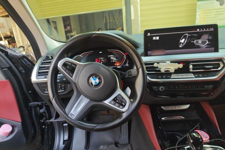 Used BMW X4 2022 xDrive 25i M Sport Package Steering Wheel