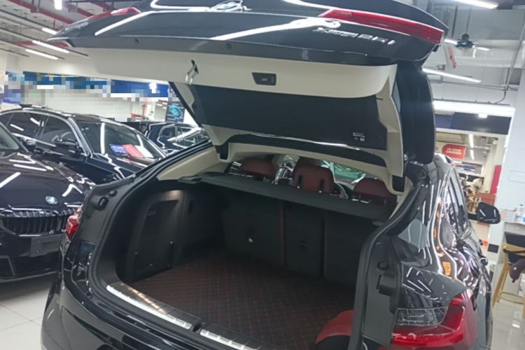 Used BMW X4 2022 xDrive 25i M Sport Package Trunk