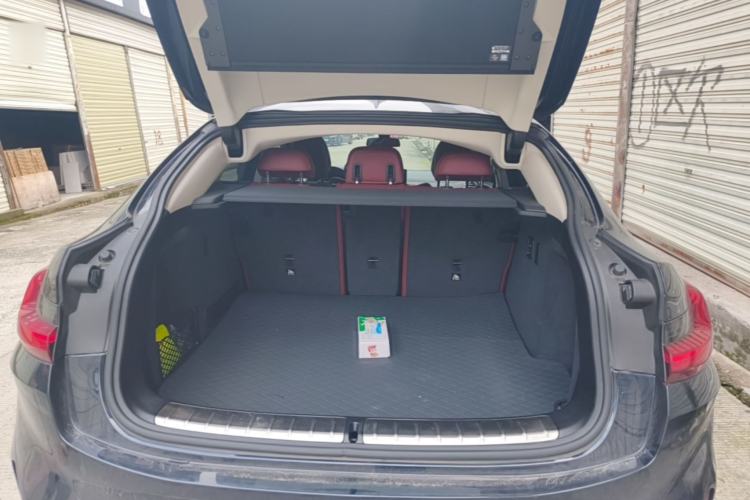 Used BMW X4 2022 xDrive 30i M Sport Package Trunk