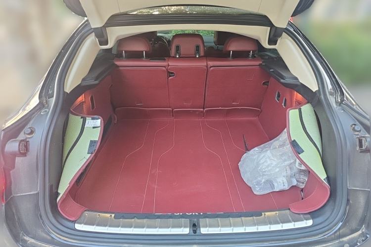 Used BMW X4 2022 xDrive 25i M Sport Package Trunk