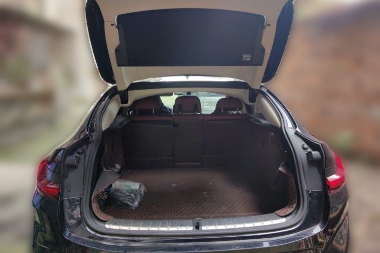 Used BMW X4 2022 xDrive 25i M Sport Package Trunk