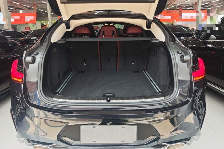 Used BMW X4 2022 xDrive 25i M Sport Package Trunk