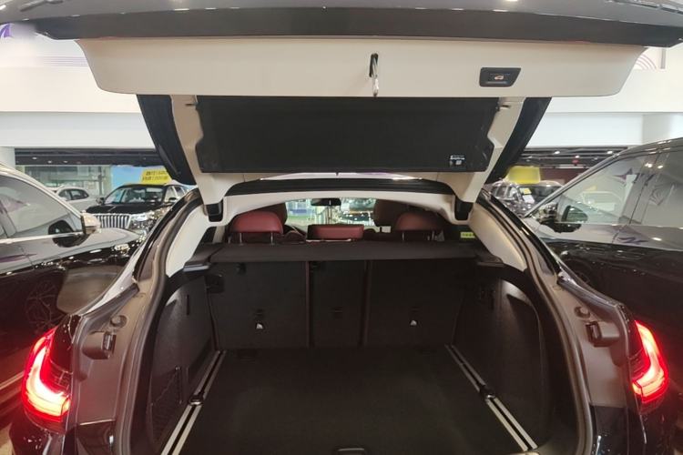 Used BMW X4 2022 xDrive 25i M Sport Package Trunk