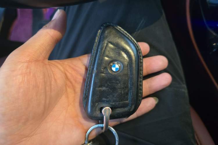 Used BMW X4 2022 xDrive 25i M Sport Package Vehicle Key