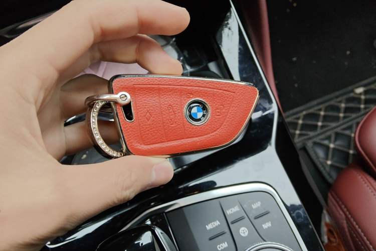 Used BMW X4 2022 xDrive 25i M Sport Package Vehicle Key