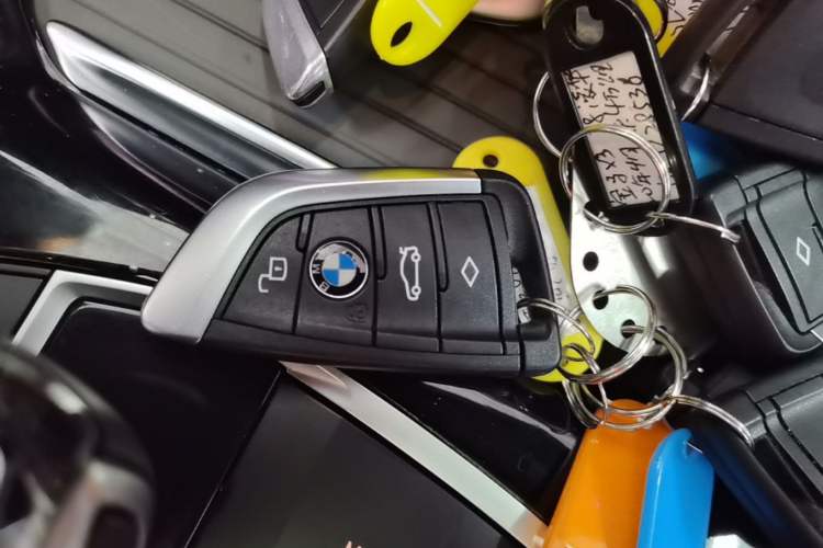 Used BMW X4 2022 xDrive 25i M Sport Package Vehicle Key