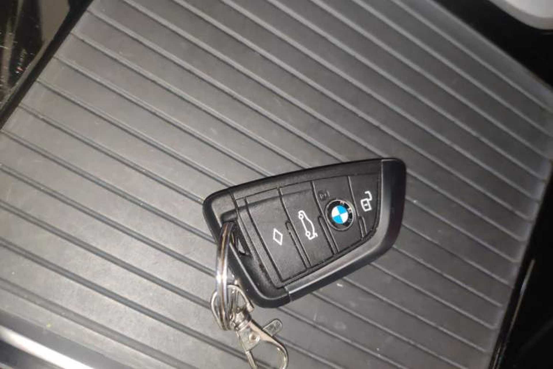 Used BMW X4 2022 xDrive 30i M Sport Package Vehicle Key