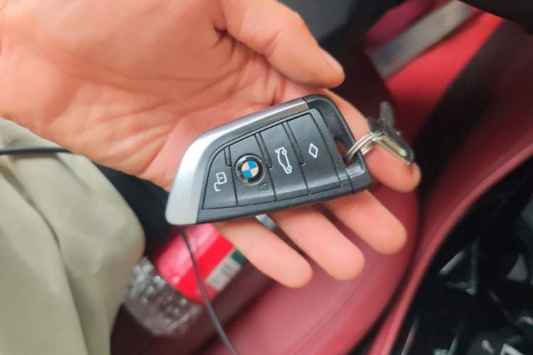 Used BMW X4 2022 xDrive 25i M Sport Package Vehicle Key