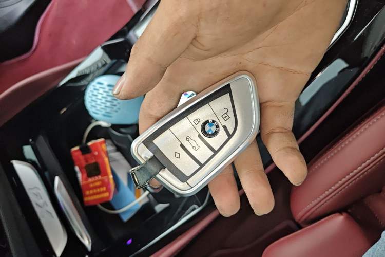 Used BMW X4 2022 xDrive 25i M Sport Package Vehicle Key