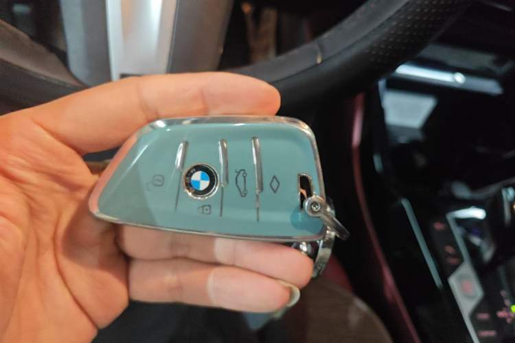 Used BMW X4 2022 xDrive 25i M Sport Package Vehicle Key