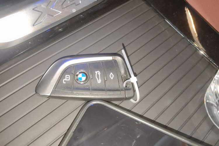 Used BMW X4 2022 xDrive 30i M Sport Package Vehicle Key
