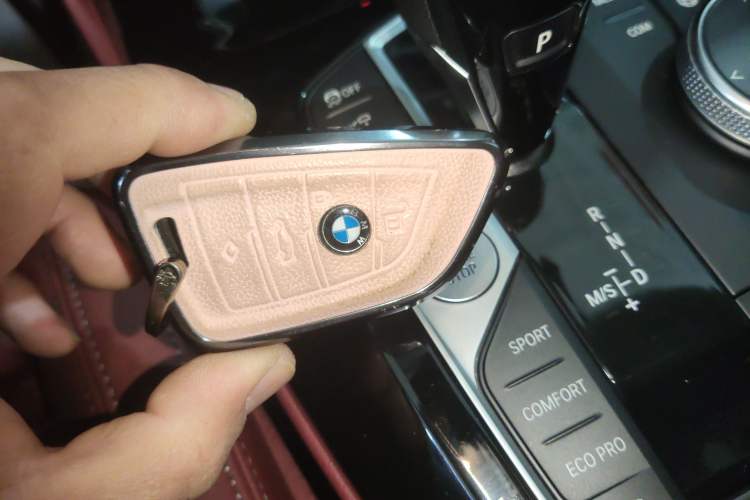 Used BMW X4 2022 xDrive 30i M Sport Package Vehicle Key