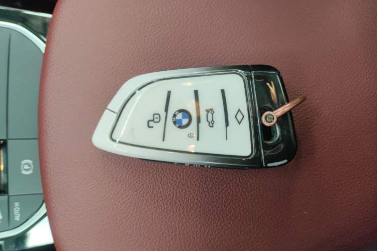 Used BMW X4 2022 xDrive 25i M Sport Package Vehicle Key