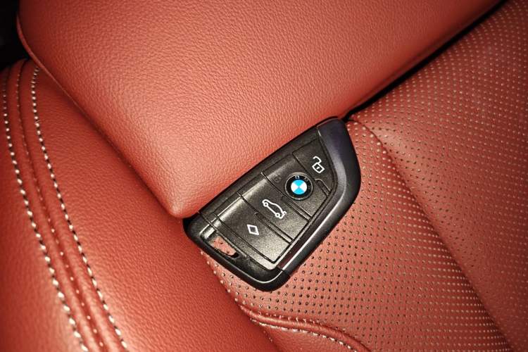 Used BMW X4 2022 xDrive 25i M Sport Package Vehicle Key