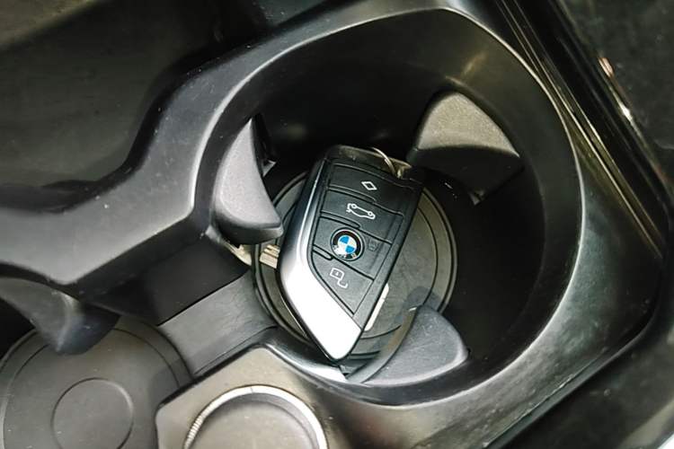 Used BMW X4 2022 xDrive 30i M Sport Package Vehicle Key