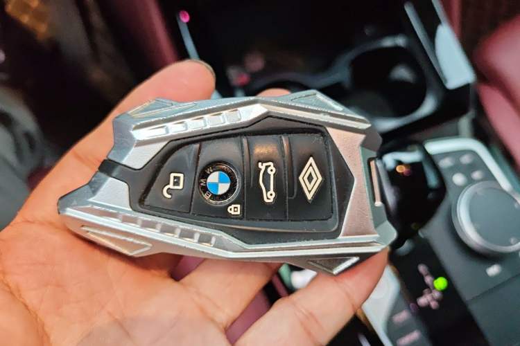 Used BMW X4 2022 xDrive 25i M Sport Package Vehicle Key