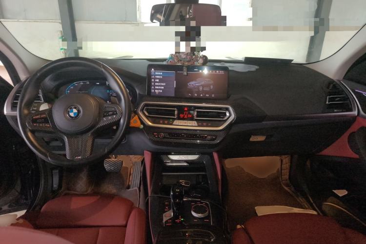 Used BMW X4 2022 xDrive 25i M Sport Package Center Console
