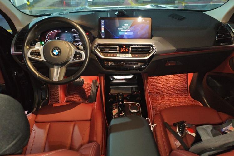 Used BMW X4 2022 xDrive 25i M Sport Package Center Console
