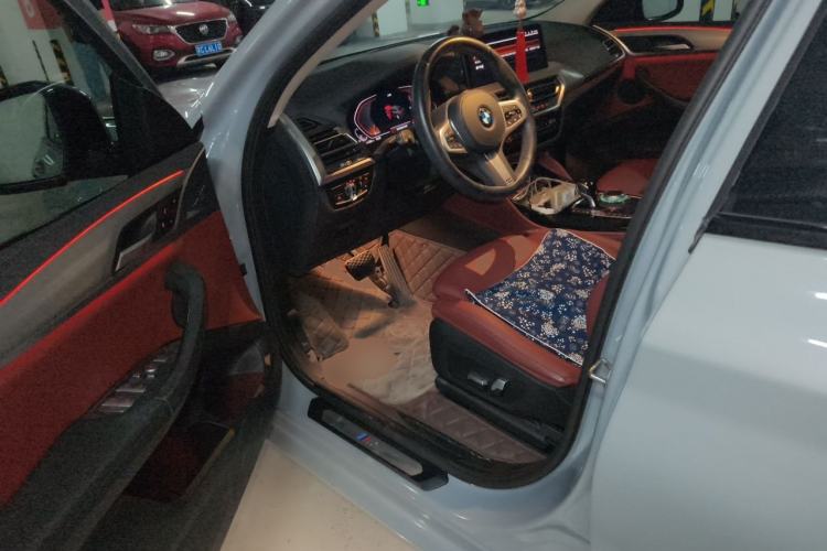Used BMW X4 2022 xDrive 30i M Sport Package Driver Seat