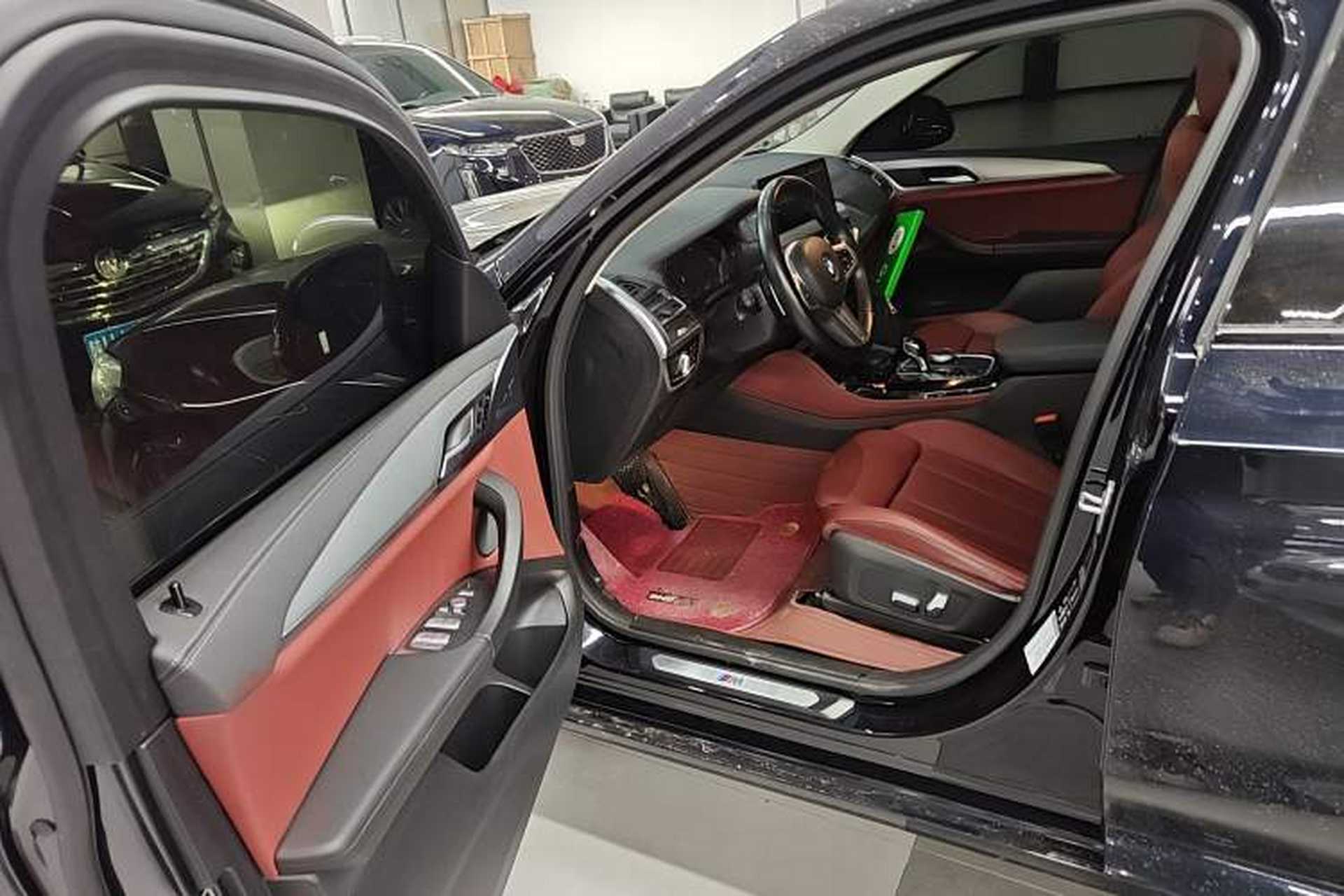 Used BMW X4 2022 xDrive 25i M Sport Package Driver Seat