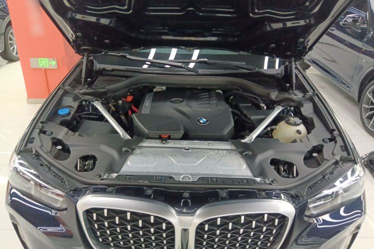 Used BMW X4 2022 xDrive 25i M Sport Package Engine Bay