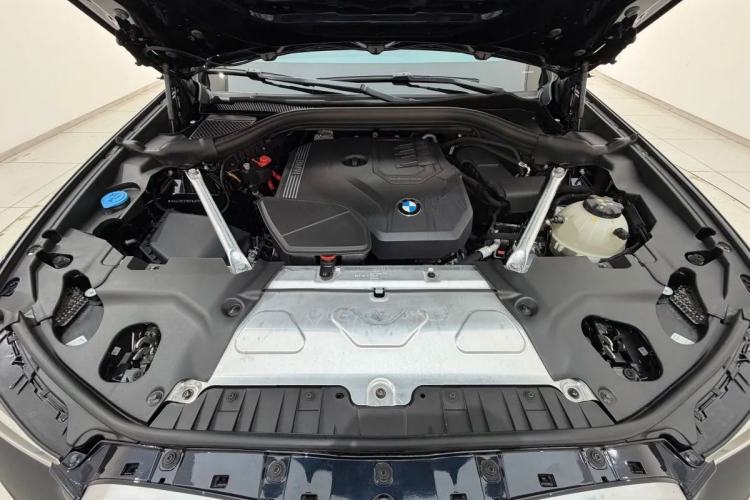 Used BMW X4 2022 xDrive 25i M Sport Package Engine Bay