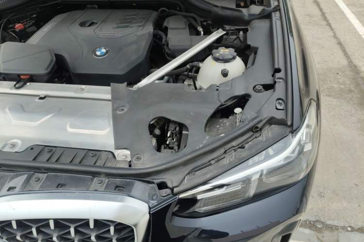 Used BMW X4 2022 xDrive 25i M Sport Package Engine Bay Left