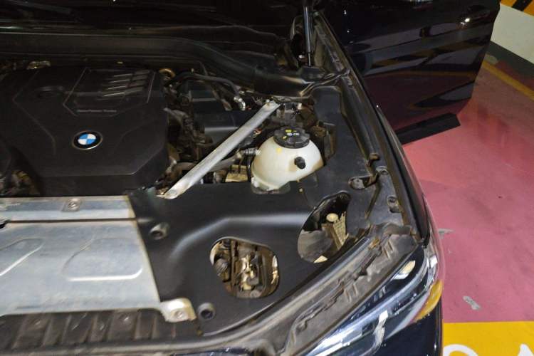 Used BMW X4 2022 xDrive 25i M Sport Package Engine Bay Left