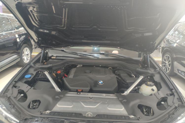 Used BMW X4 2022 xDrive 25i M Sport Package Engine Bay