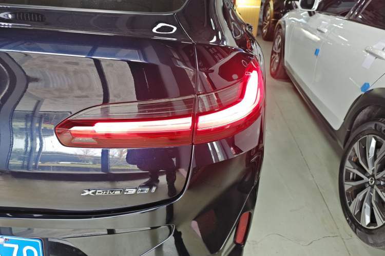 Used BMW X4 2022 Restyled xDrive 30i M Sport Night Edition Package Exterior 2