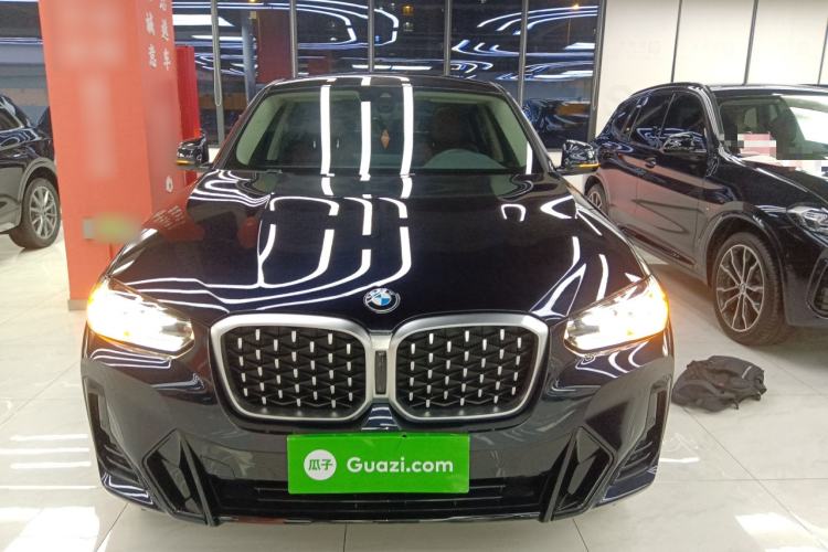 Used BMW X4 2022 xDrive 25i M Sport Package Front